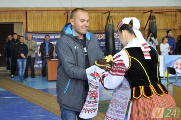 У Луцьку змагалися штангісти. ФОТО