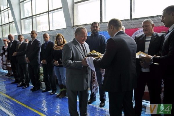 У Луцьку змагалися штангісти. ФОТО