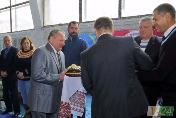 У Луцьку змагалися штангісти. ФОТО