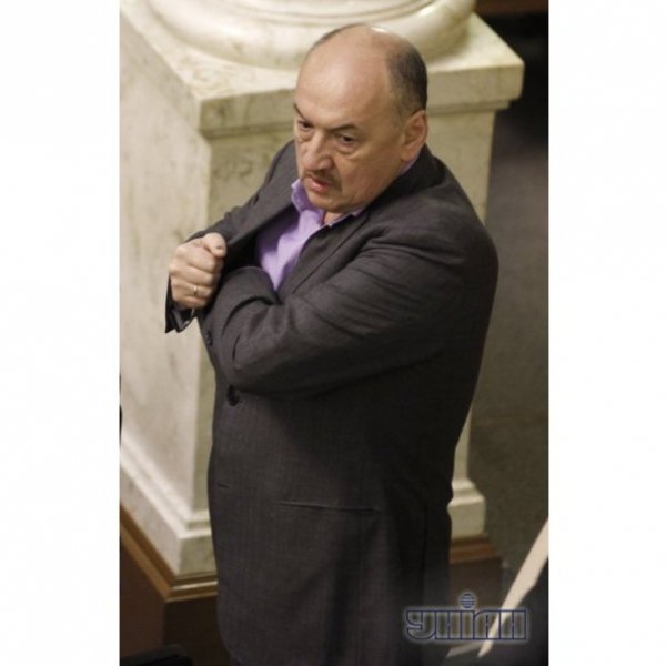 Як депутати нудьгують у Раді. ФОТО