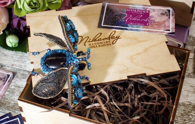 Як від Gucci: на Волині дівчина виготовляє неймовірні прикраси. ФОТО