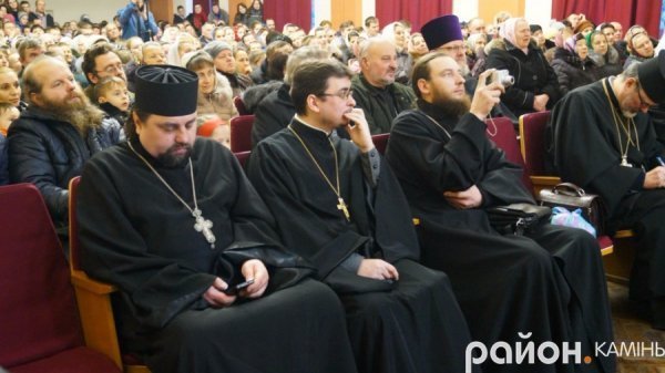 На Волині під час концерту зібрали 14 тисяч на благодійність