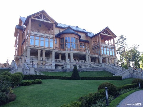 На вихідні -  у «Межигір'я». ФОТО 