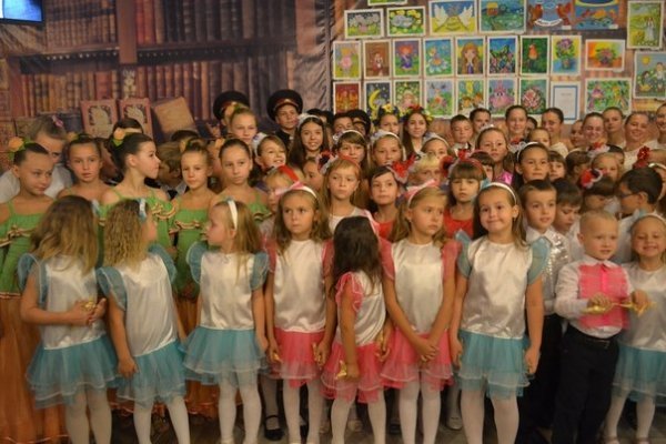 У Луцьку творчі діти зібрали кошти на лікування бійцям. ФОТО