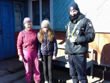 12-річна школярка йшла до села 10 кілометрів, бо не могла зняти гроші на проїзд