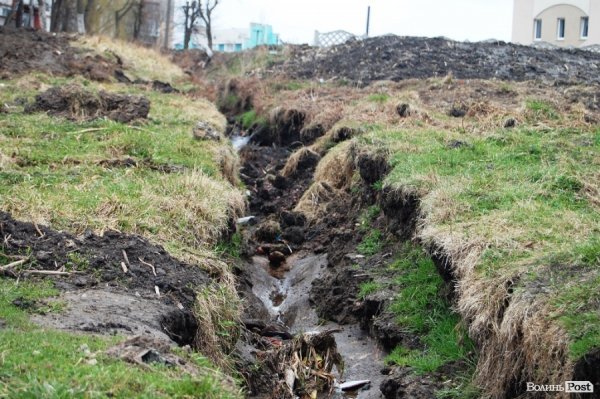 У Нововолинську відновлюють озеро