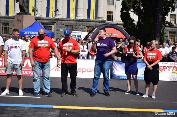 22 богатирі вражали лучан надзвичайною силою та міццю. ФОТО