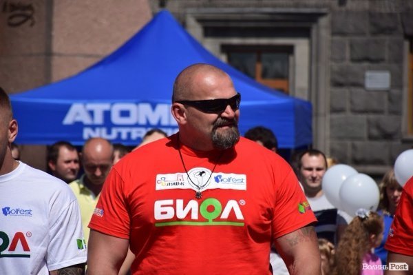 22 богатирі вражали лучан надзвичайною силою та міццю. ФОТО