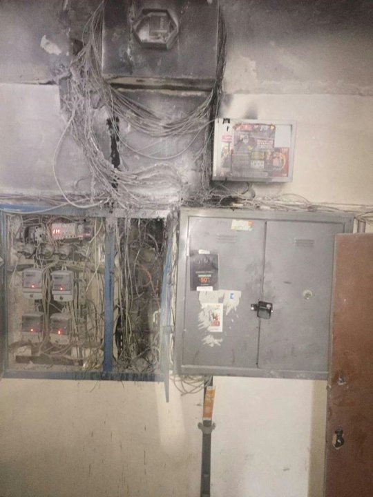 У Рівному горіла багатоповерхівка, евакуювали цілий під'їзд. ФОТО