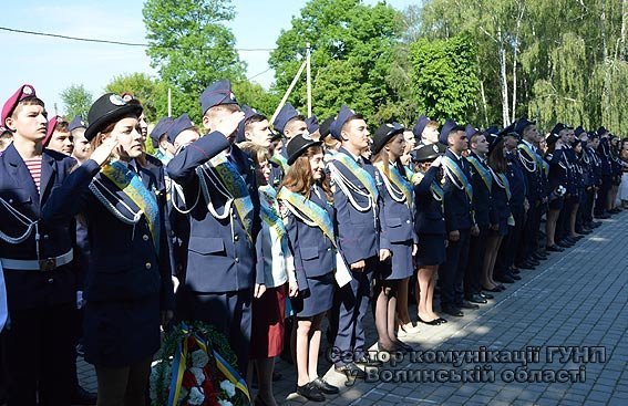 Очільник нацполіції області привітав ліцеїстів з останнім дзвоником. ФОТО