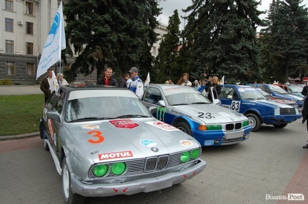 У Луцьку стартував автомотофестиваль «AutoWESTern». ФОТО