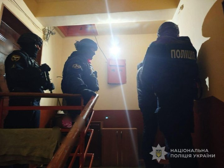 На Волині затримали чоловіка, який підпільно торгував вибухівкою
