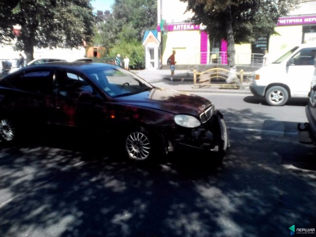 У центрі Луцька – затор через аварію