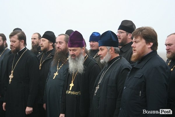 На Волині священики висадили понад 1025 сосен. ФОТО