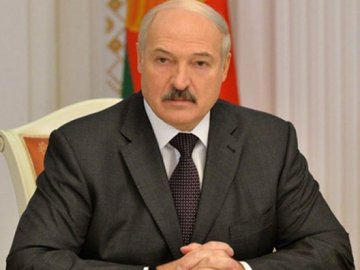 Лукашенко провів таємну нараду через можливу агресію Росії