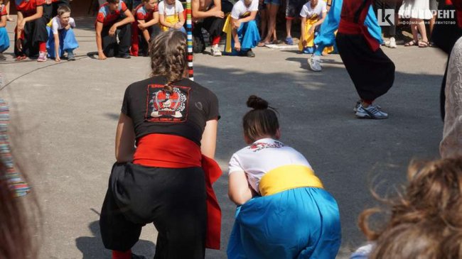 З танцями та музикою: як у Липлянах, Рокинях та Прилуцькому святкували День села. ФОТО