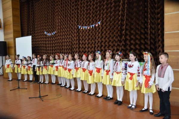 Луцьк, Німеччина, Волноваха: благодійний проект для школярів