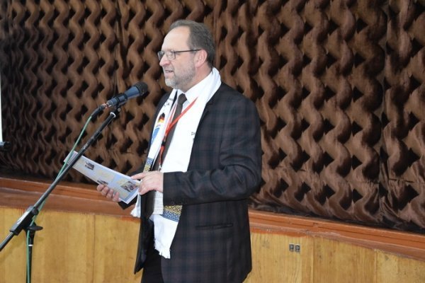 Луцьк, Німеччина, Волноваха: благодійний проект для школярів