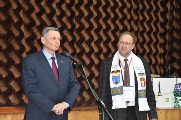 Луцьк, Німеччина, Волноваха: благодійний проект для школярів