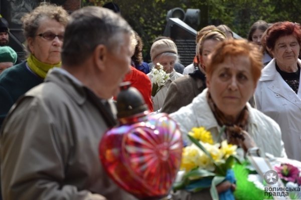 У Луцьку волиняни вшанували пам'ять жертв нацизму. ФОТО