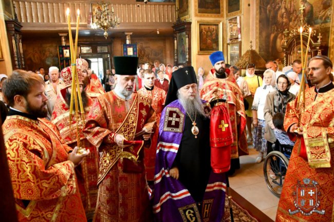 У луцькому храмі просили зцілення для алкозалежних. ФОТО