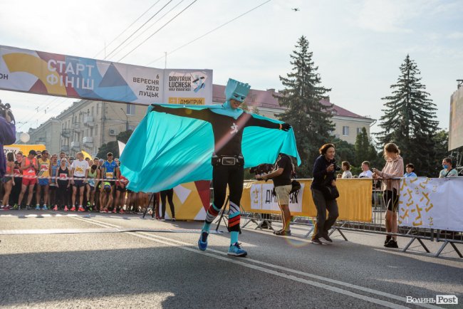 У Луцьку відбувся «Лучеськ півмарафон 2020». ФОТОРЕПОРТАЖ