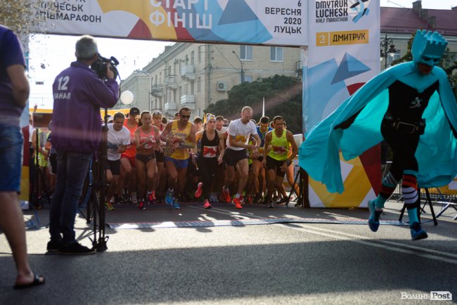 У Луцьку відбувся «Лучеськ півмарафон 2020». ФОТОРЕПОРТАЖ