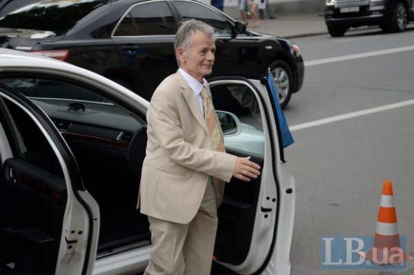 Мартиняк у смокінгу, Вітер у картатому піджаку: волиняни на вечірці у Порошенка. ФОТО