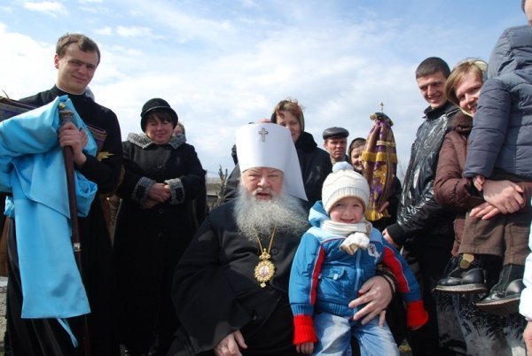 Луцьк оточать хрестами. ФОТО