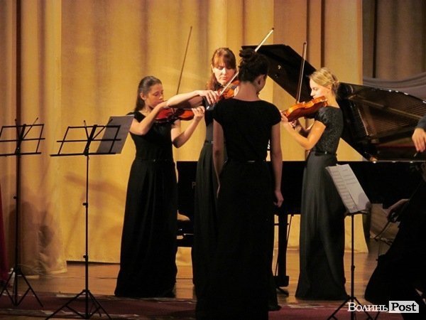 У Луцьку - концерт камерного оркестру. ФОТО