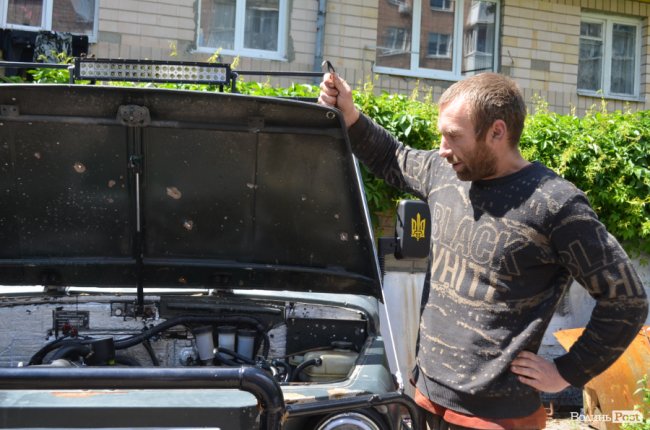 Майстерня у Луцьку безоплатно ремонтує автомобілі на фронт і адаптовує машини для воїнів з інвалідністю