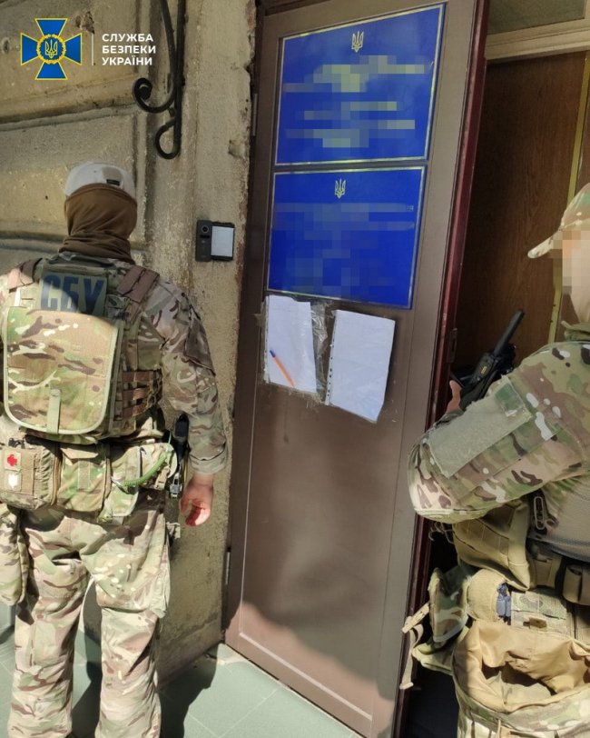 Торгували документами для моряків: в Одесі СБУ викрила хабарників. ФОТО