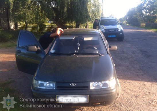 На Волині злодійки обчистили будинок пенсіонерки