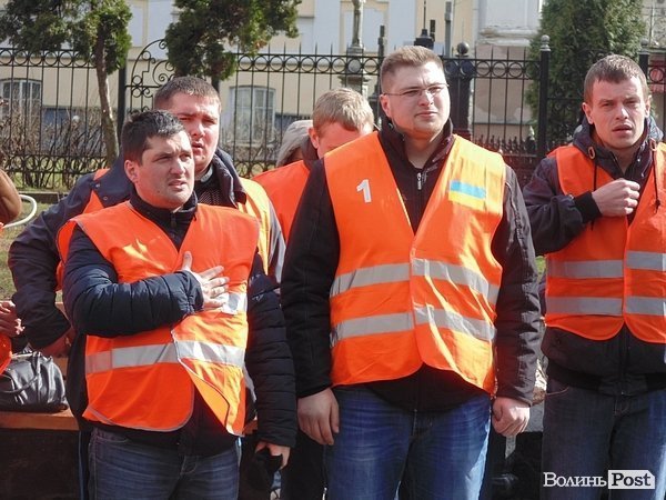 Антивоєнне віче у Луцьку. ФОТО