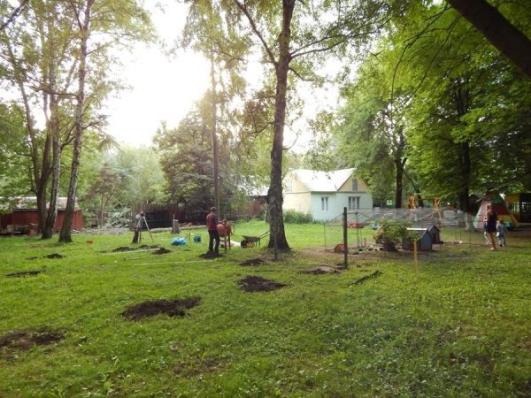 У Луцькому зоопарку будують вольєр для птахів