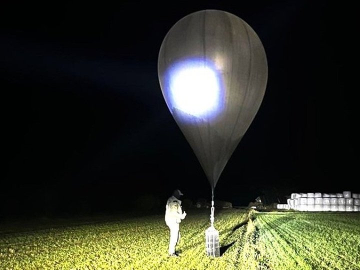 Литва оголосила надзвичайний стан через атаку метеозондів з Білорусі