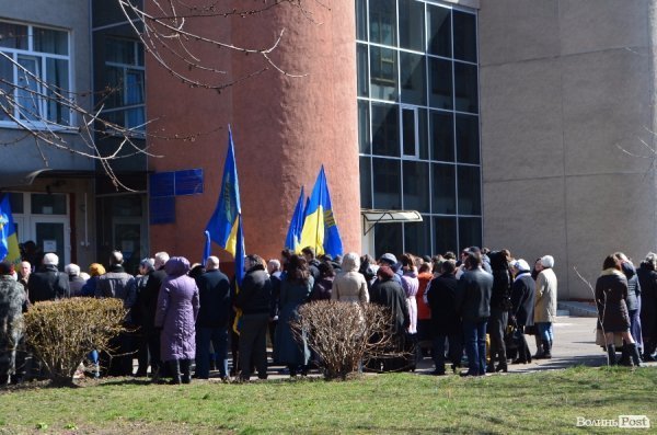 Лучани вшанували пам'ять В'ячеслава Чорновола. ФОТО 