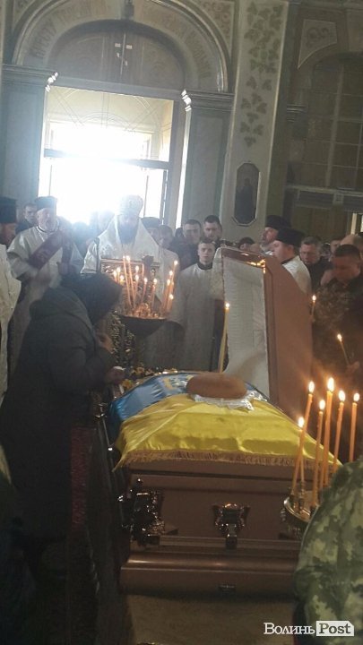 В Луцьку попрощалися з Героєм Романом Луцюком. ФОТО. ОНОВЛЮЄТЬСЯ