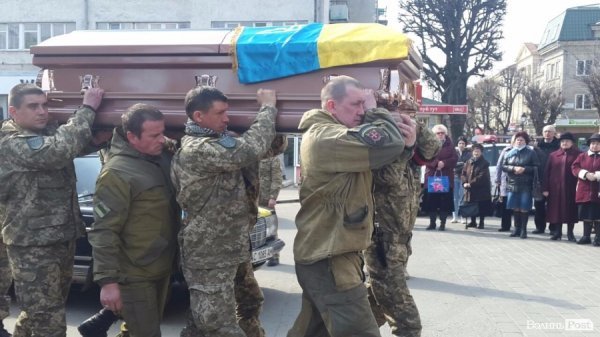 В Луцьку попрощалися з Героєм Романом Луцюком. ФОТО. ОНОВЛЮЄТЬСЯ