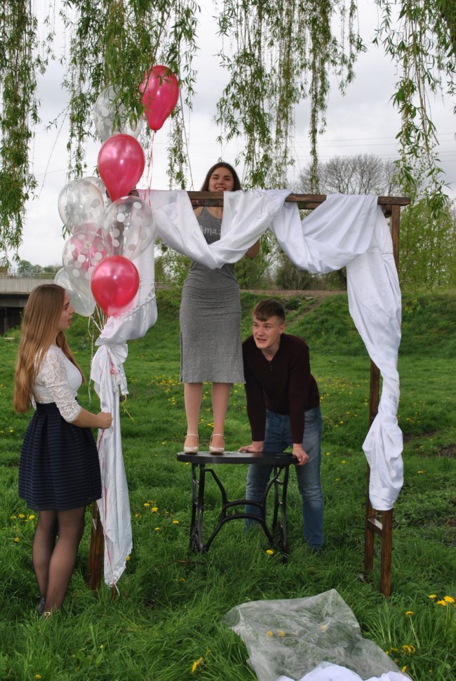 Їхала рятувати коханого, а стала нареченою: романтична історія освідчення на Волині. ФОТО