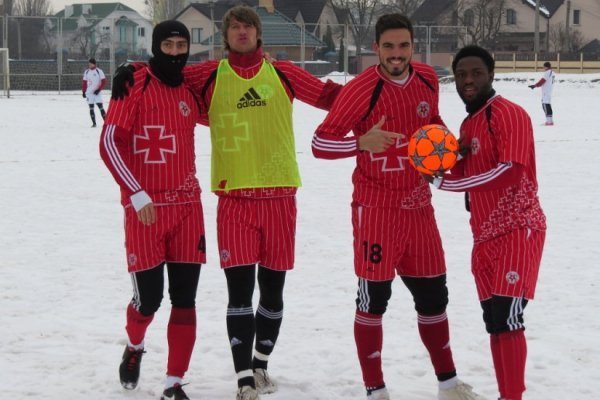 «Волинь» і сніг. ФОТО