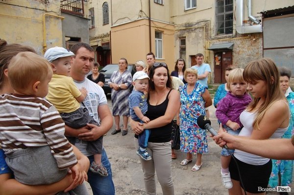 Мешканці вулиці Горького у Луцьку категорично проти її реконструкції. ФОТО