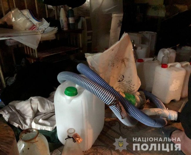 На Волині затримали злочинців, які виготовляли та збували прекурсори. ФОТО. ВІДЕО