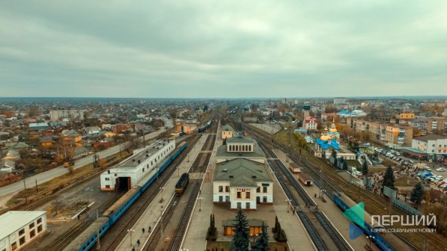 Показали Ковельський залізничний вокзал з висоти пташиного польоту. ФОТО