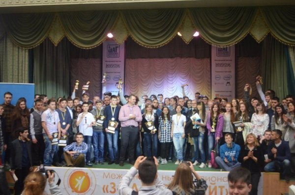 Стартап студентів з Луцька виборов нагороду 500 тисяч. ФОТО 