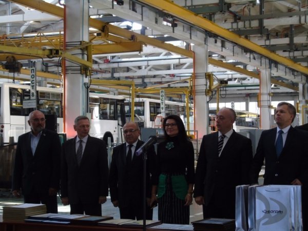 Працівників луцького «Автоскладального заводу»  привітали з професійним святом. ФОТО