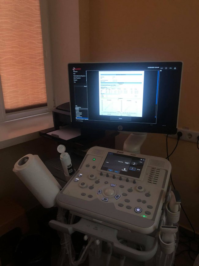 Для луцького пологового будинку придбали ультрасучасний УЗД апарат. ФОТО