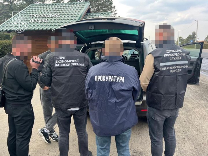 На Волині керівник благодійного фонду продавав автівки, ввезені для ЗСУ