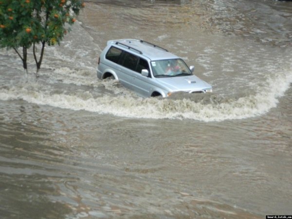 Луцьк знову плаває. ФОТО. ВІДЕО
