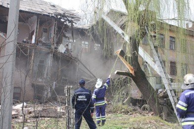 Обвал будинку на Донеччині. ФОТО